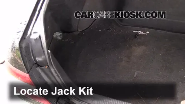 1998 Infiniti Q45 4.1L V8 Monter sur cric Utiliser le cric pour lever la voiture